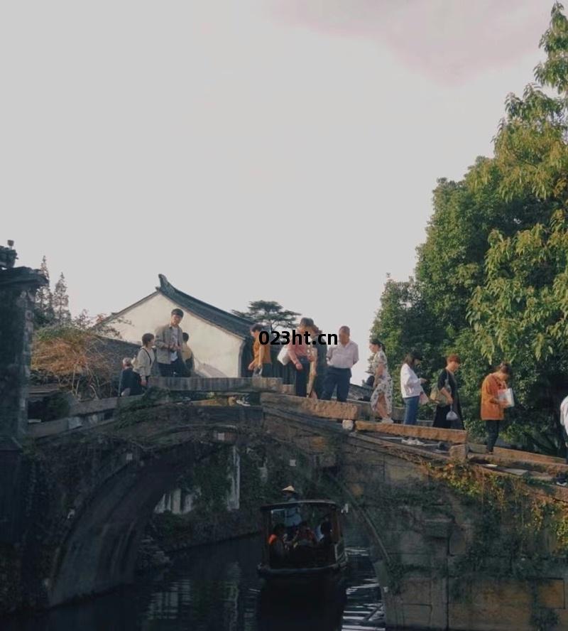 周(zhou)莊古(gu)鎮-雙橋