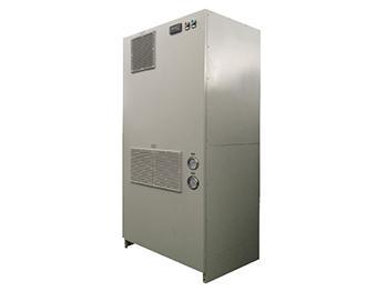 除(chu)濕機行業(ye)的(de)戰鬥(dou)——雙贏還(hai)是(shi)雙(shuang)輸